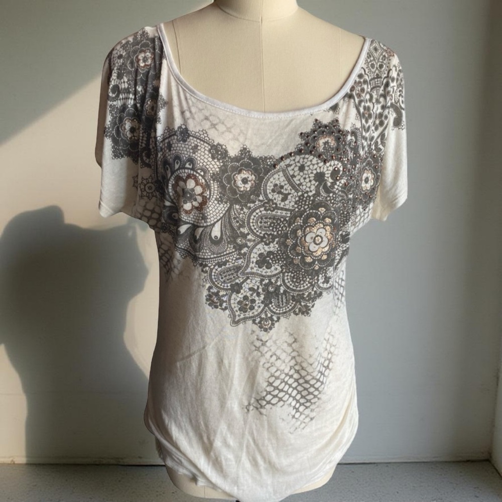 Long Graphic Sparkle Floral Print Women's Tee